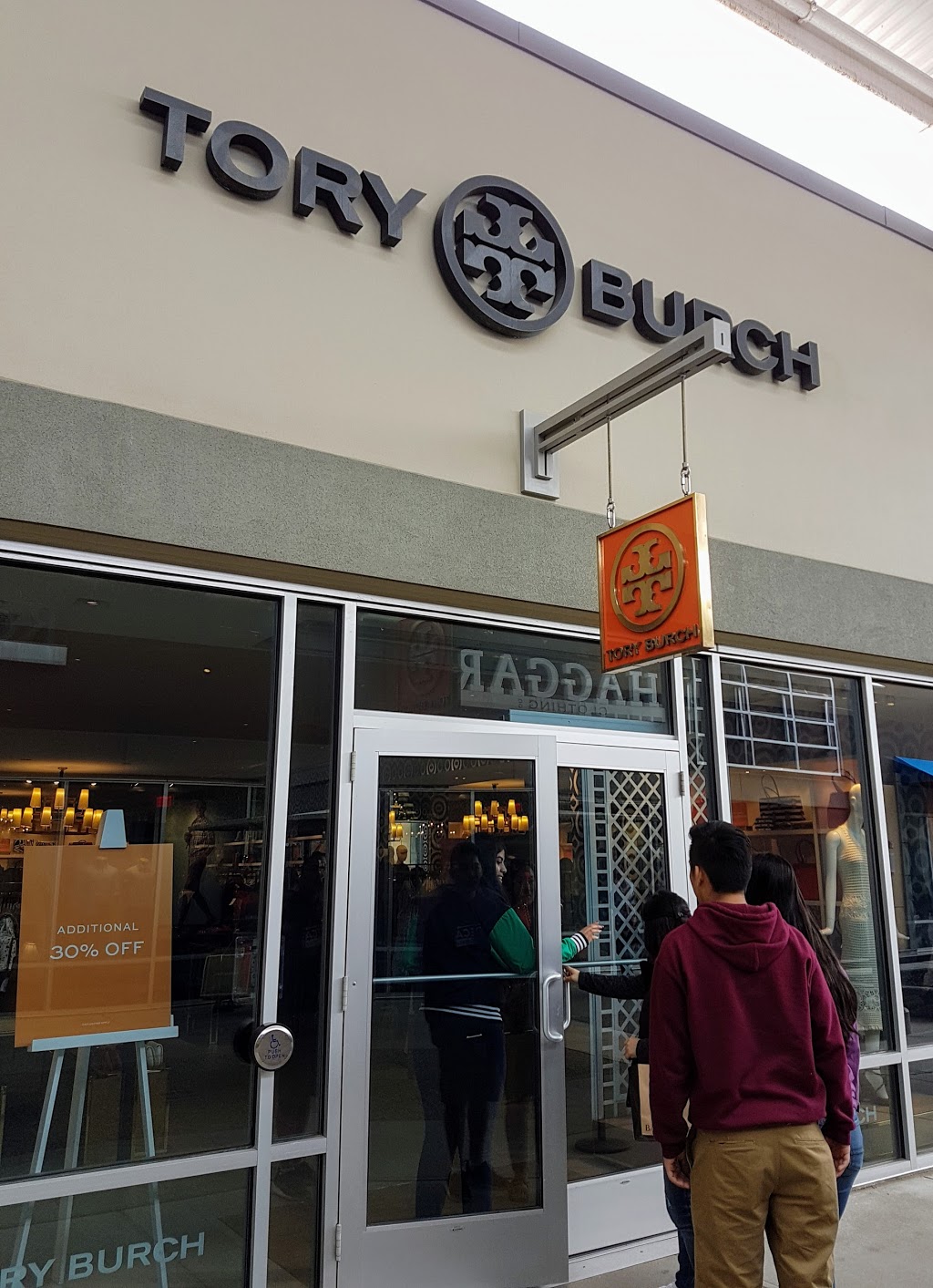 Tory Burch | 13850 Steeles Avenue W #521, Halton Hills, ON L7G 0J1, Canada | Phone: (905) 636-1894