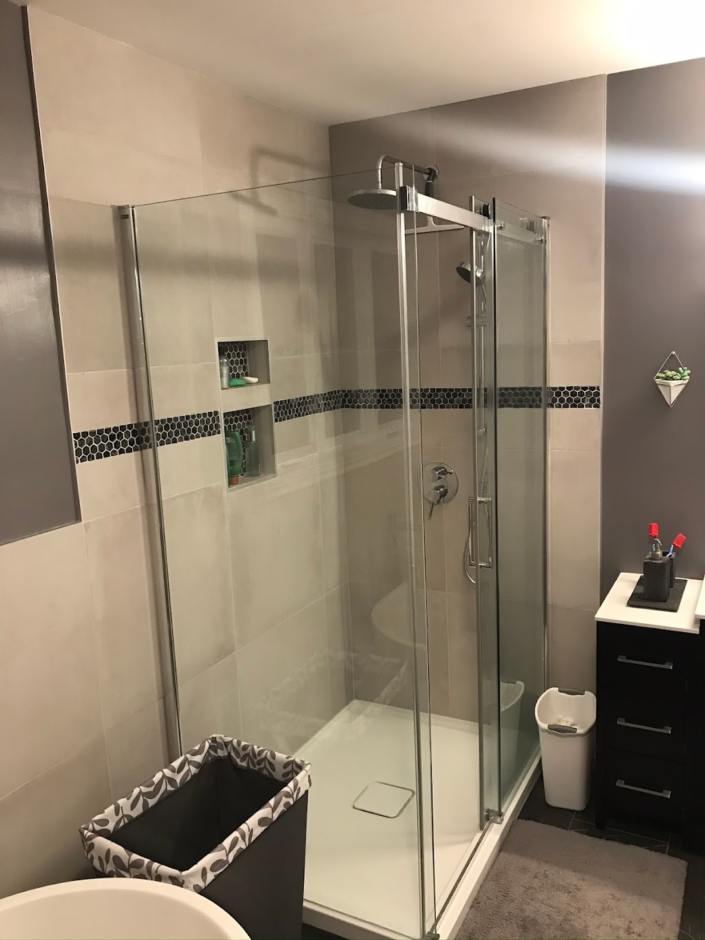 Temple Construction Inc | 4421 Av. du Château Pierrefonds, Pierrefonds, QC H9K 1L4, Canada | Phone: (514) 497-4496