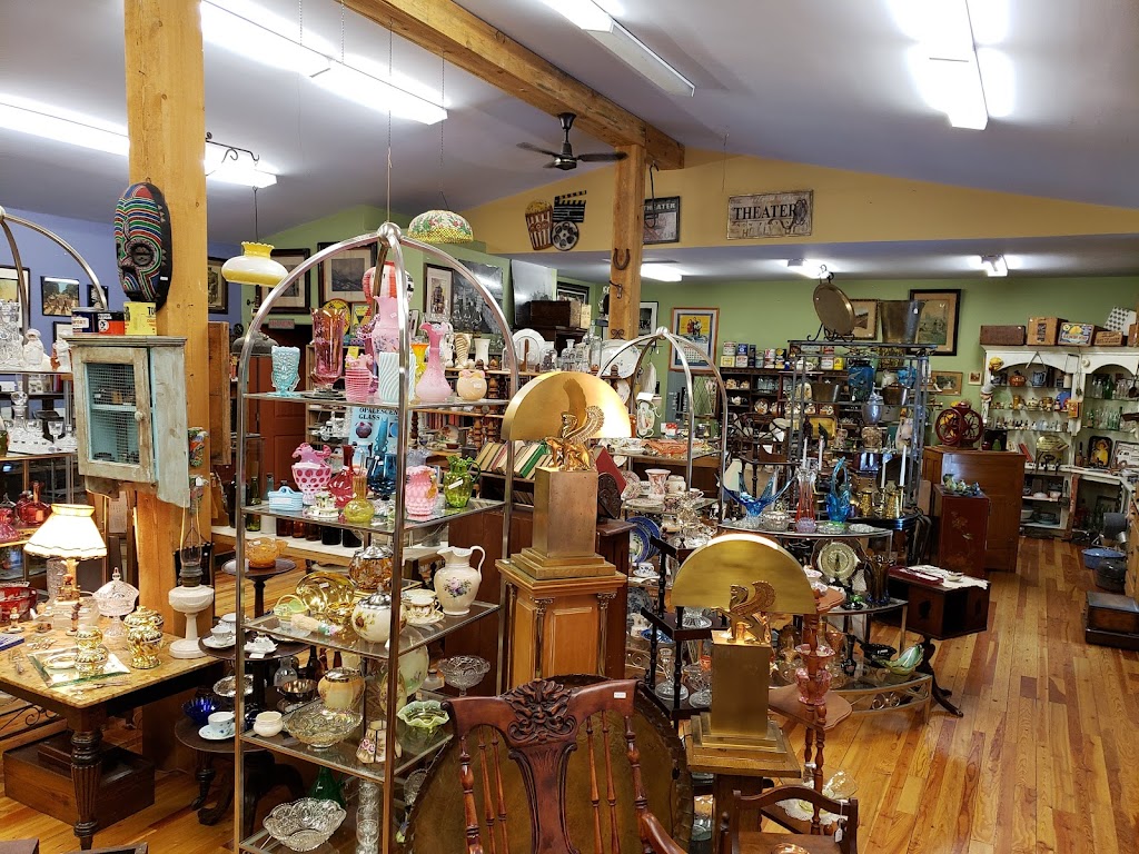 The Local of Louis Creek Artisan Market - Antiques | Louis Creek Rd, Louis Creek, BC V0E 2E0, Canada | Phone: (250) 672-0146