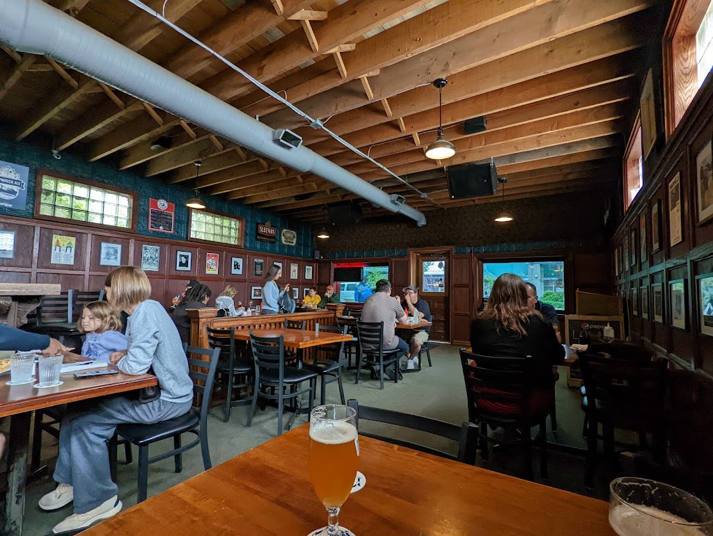 Ship & Plough | 42 Centre St, Gimli, MB R0C 1B0, Canada | Phone: (204) 642-5276