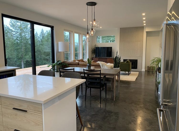 Pulford Painting | 2793 Derwent Ave, Cumberland, BC V0R 1S0, Canada | Phone: (250) 897-2494