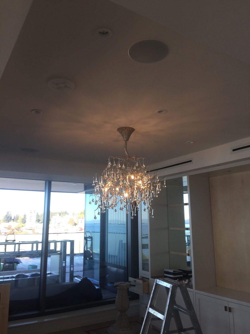 Superb Electric | 723 3rd St W #320, North Vancouver, BC V7M 0E4, Canada | Phone: (778) 223-8430