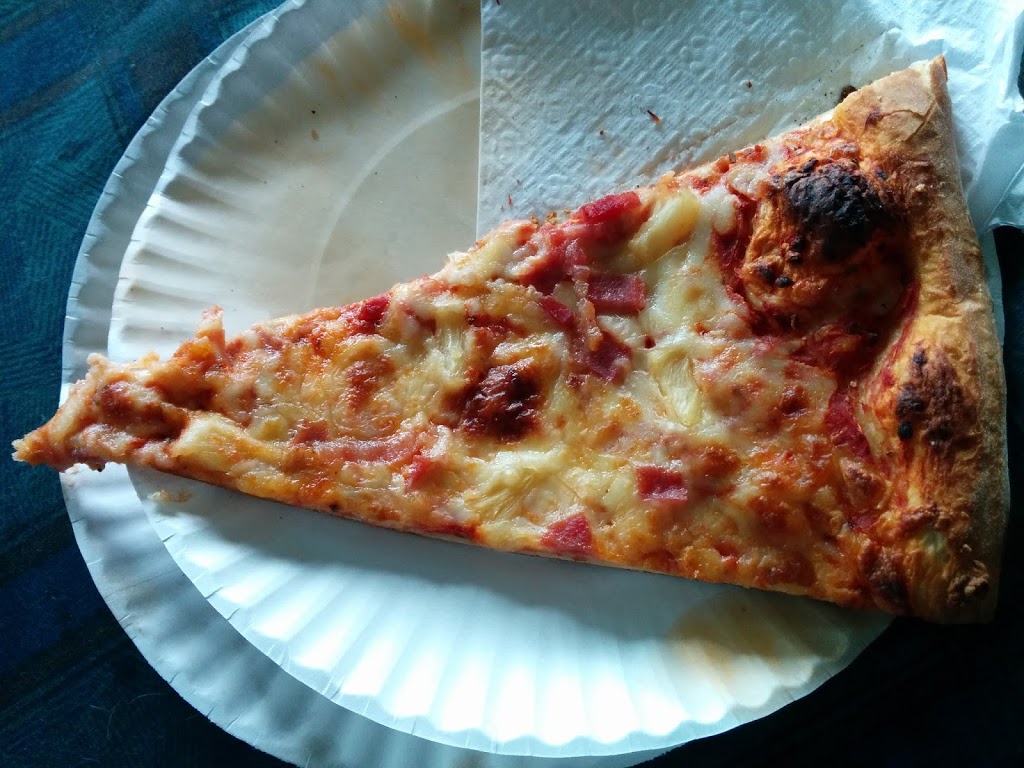Papa Enricos Pizza | 9 Cameron St W, Cannington, ON L0E 1E0, Canada | Phone: (705) 432-2828