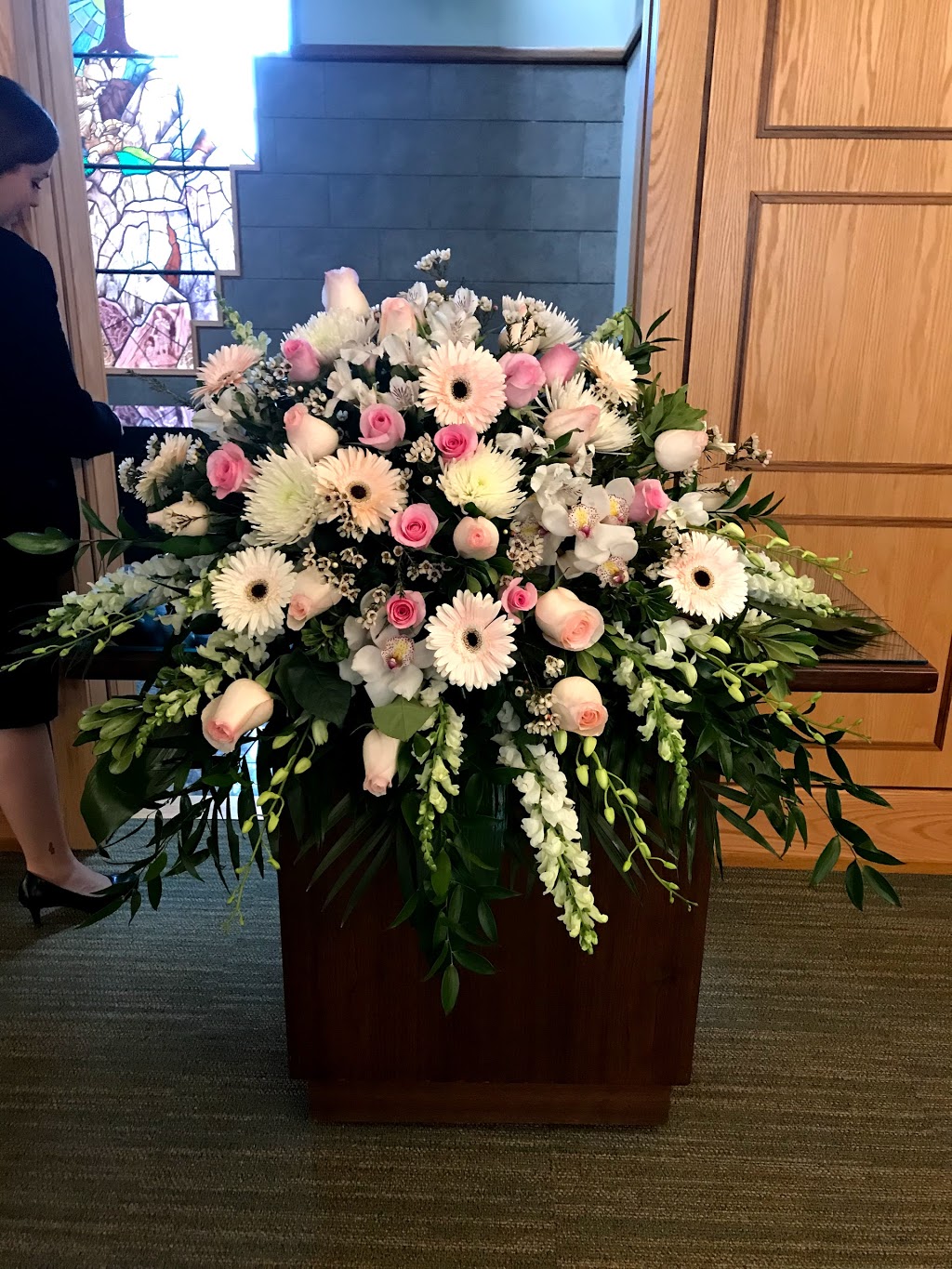 Mille Fiore Flowers | 69 Beechwood Ave, Ottawa, ON K1M 1L8, Canada | Phone: (613) 747-0811