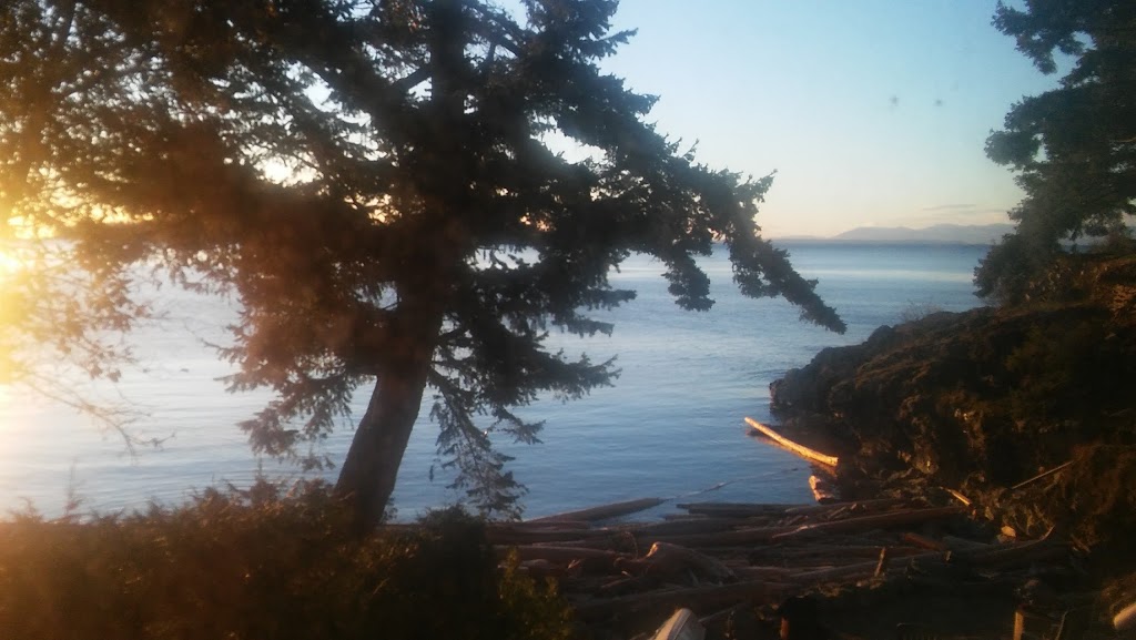 Tuckers Inn B&B | 6966 Sunshine Coast Hwy, Sechelt, BC V0N 3A8, Canada | Phone: (778) 458-2498