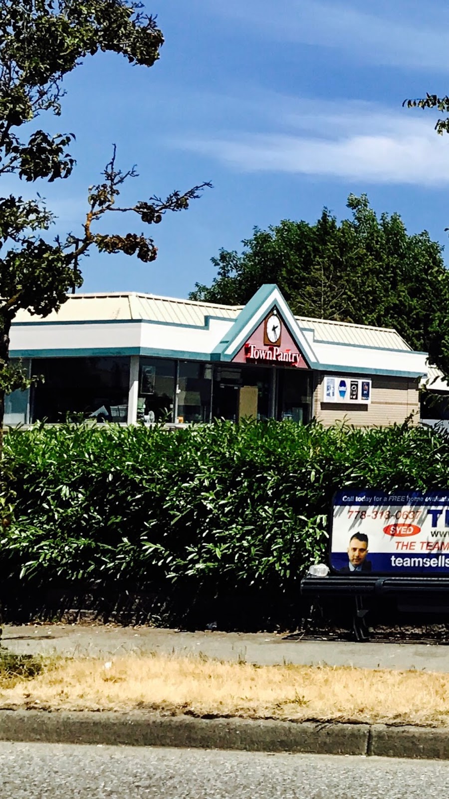 Town Pantry | 7390 120 St, Surrey, BC V3W 3M9, Canada | Phone: (604) 596-9625