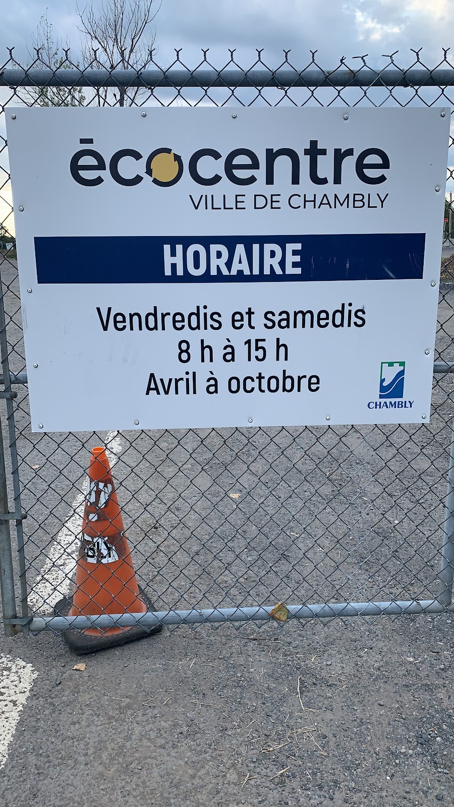 Eco-Centre Chambly | 2400 Bd Industriel, Chambly, QC J3L 4X3, Canada | Phone: (450) 658-8788