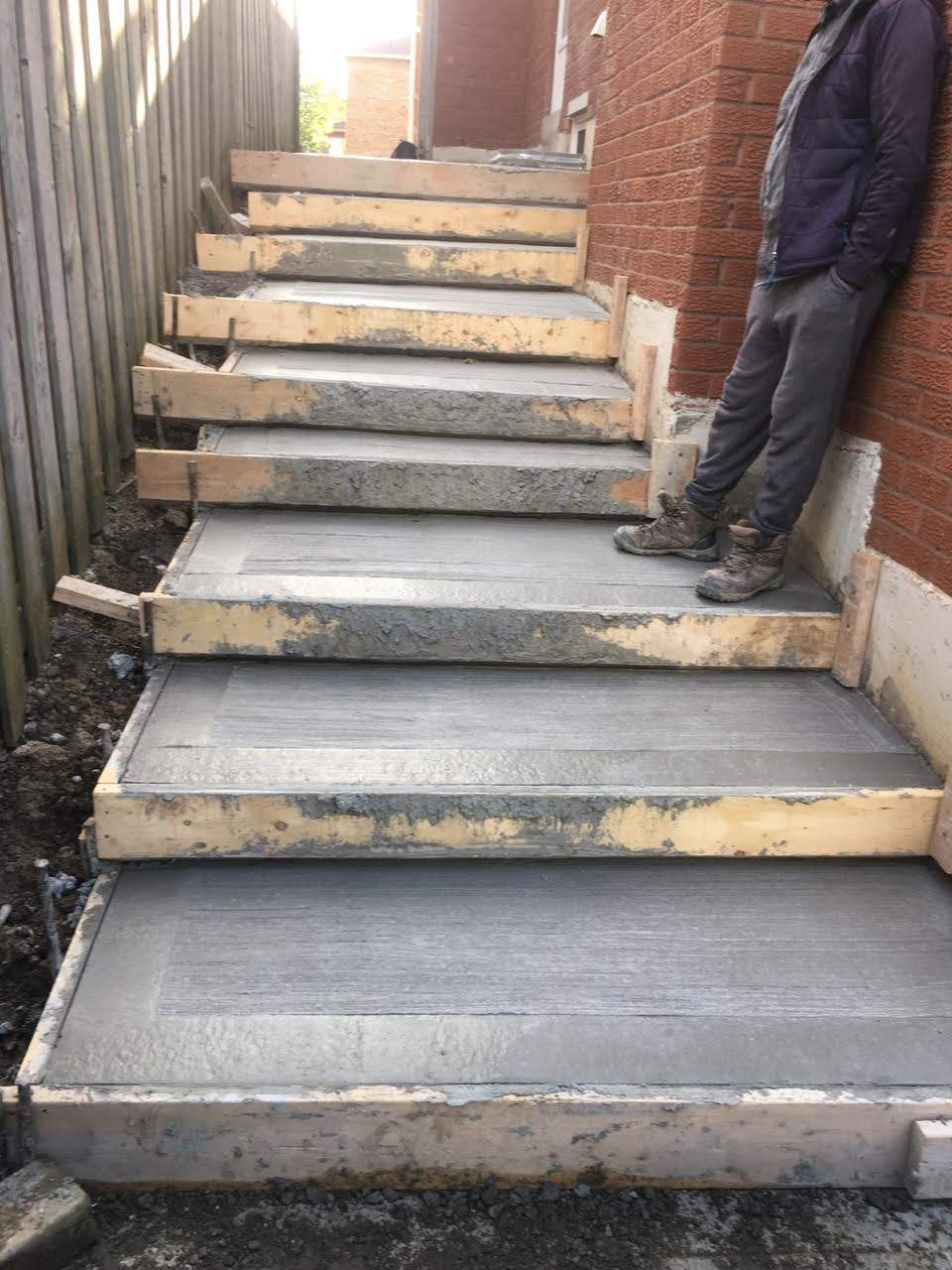 KK Concrete and Landscaping | 8 dolphinsongcrest, Brampton, ON L6R 2A4, Canada | Phone: (647) 856-3582