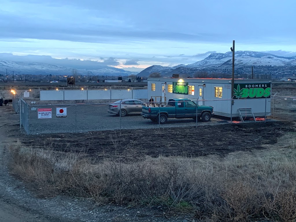 Boomers Buds | 1046 Chief Louis Way, Kamloops, BC V2H 1J8, Canada | Phone: (236) 425-2244