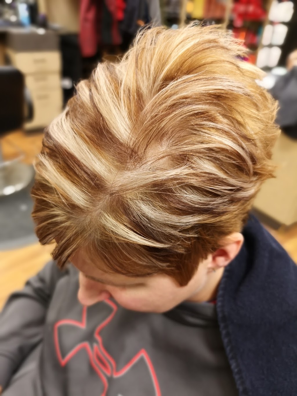 HairMasters | 385 Springbank Ave #7b, Woodstock, ON N4T 1R3, Canada | Phone: (519) 539-5882
