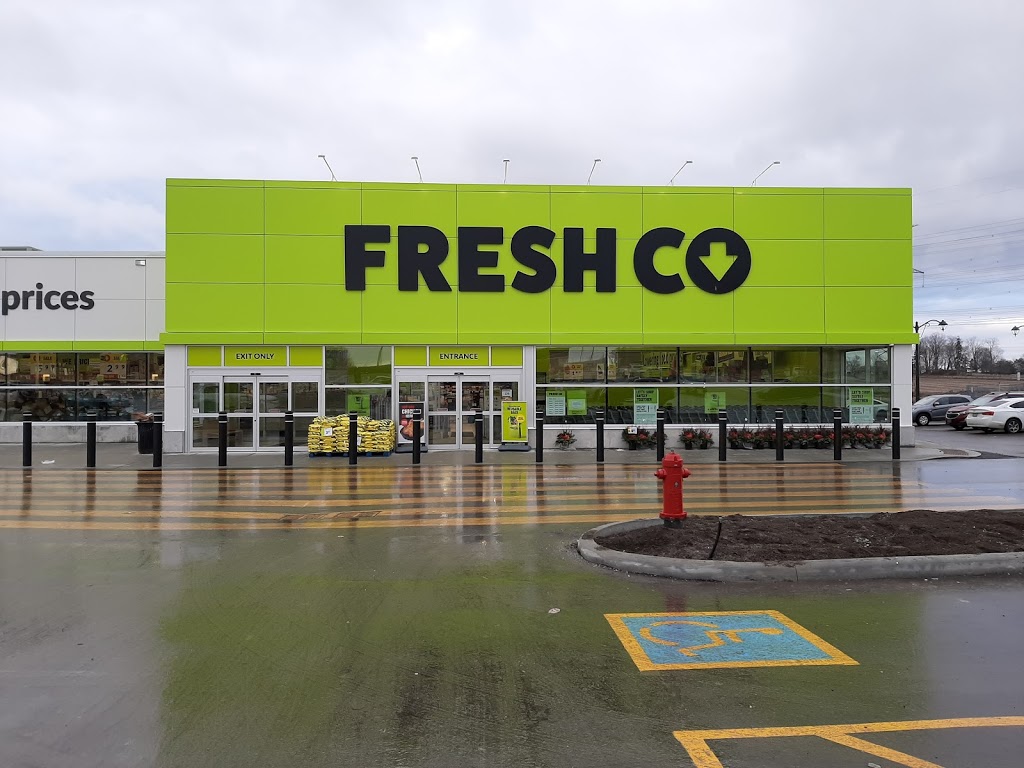 FreshCo Simcoe & Winchester | 2650 Simcoe St N, Oshawa, ON L1L 0R1, Canada | Phone: (905) 436-9851