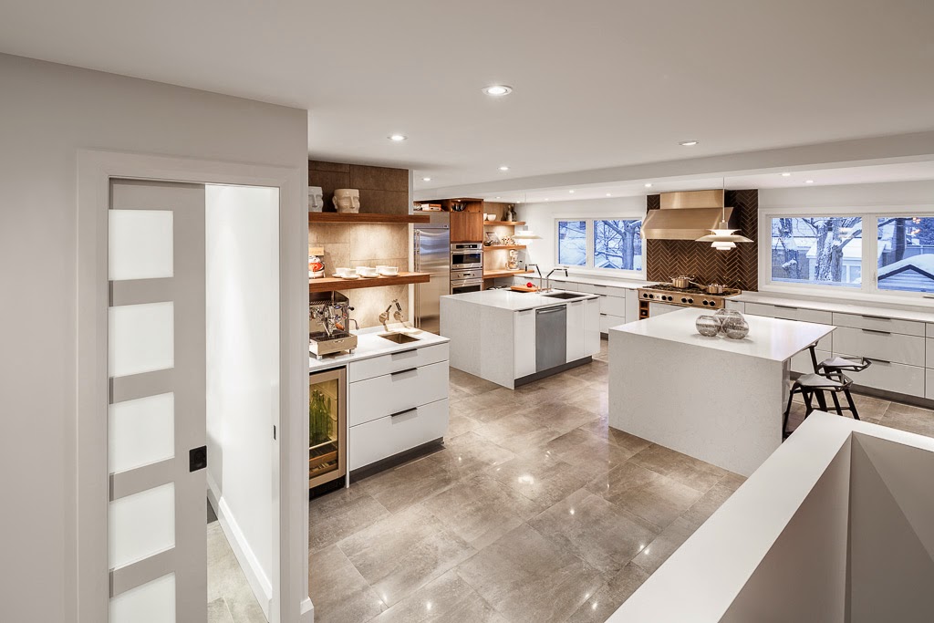 Astro Design Centre | 1818 Woodward Dr, Ottawa, ON K2C 0P7, Canada | Phone: (613) 749-1902