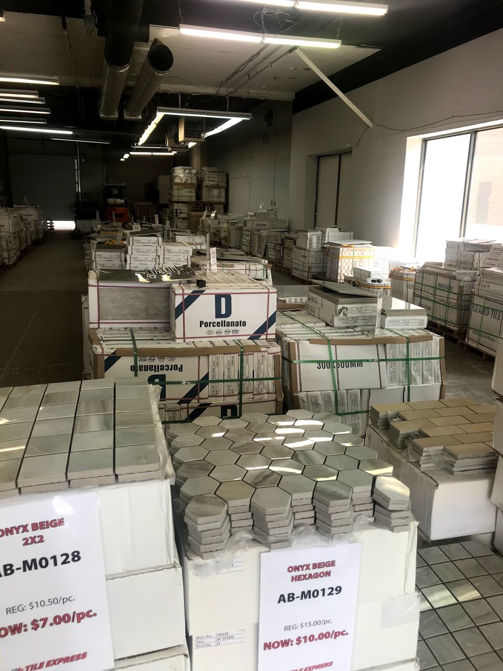 Tile Express | 1750 Steeles Ave W, Concord, ON L4K 1S6, Canada | Phone: (416) 800-3622
