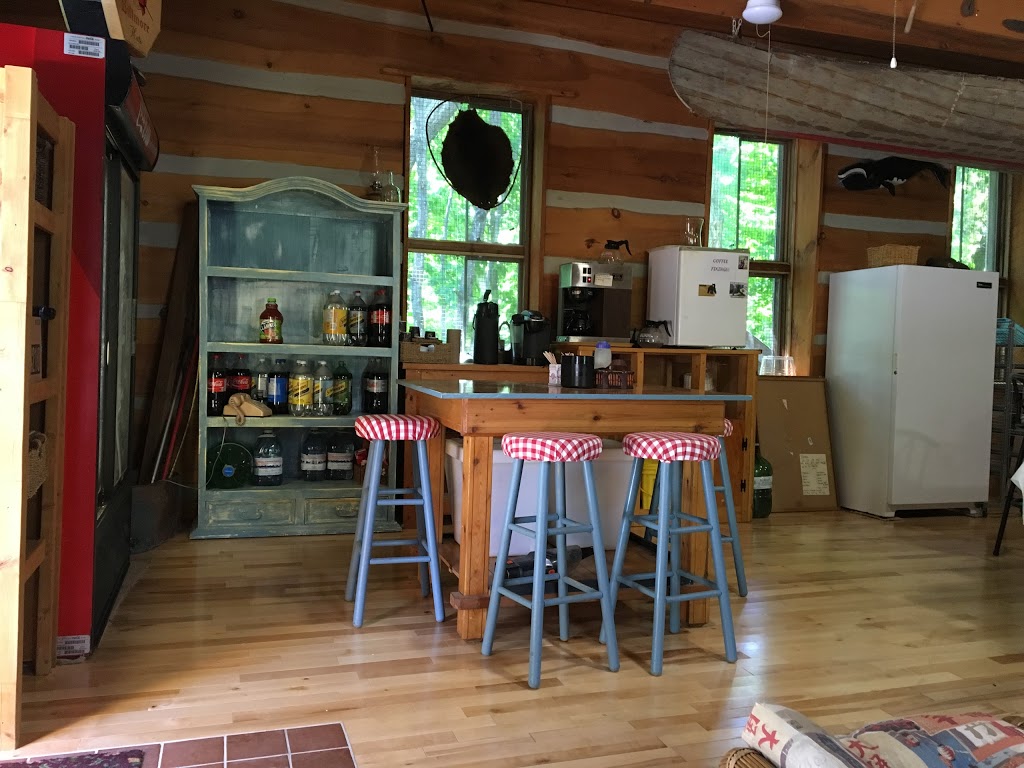 Breezzy Pine’s Country Kitchen | 1051 Barlochan Rd, Gravenhurst, ON P1P 1R2, Canada | Phone: (705) 684-9468