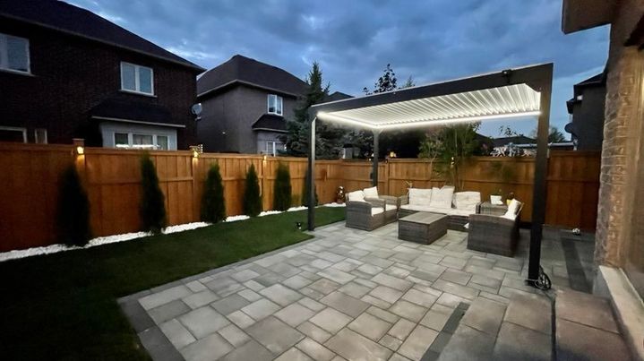 Pergola Aluminium Montréal | 274 Rue Cedar, Châteauguay, QC J6J 5K3, Canada | Phone: (438) 764-3982