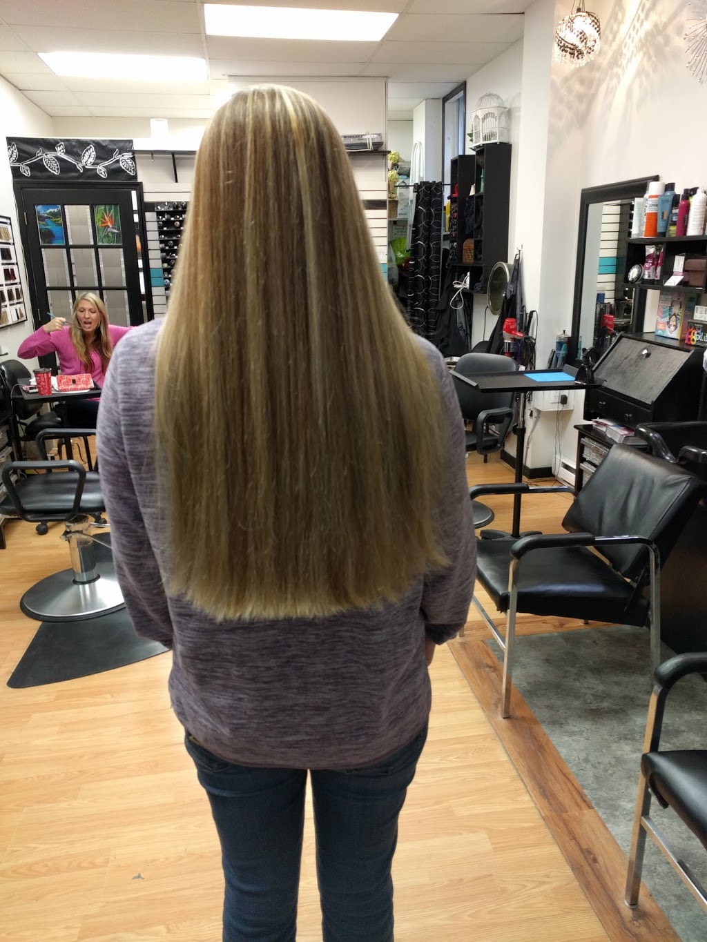 Absolutely Hair & Spa | 94 Charles St N, Gananoque, ON K7G 1T7, Canada | Phone: (613) 382-1142