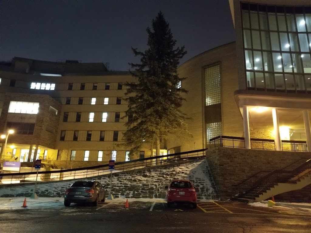 Salle Claude-Champagne | 220 Av. Vincent-DIndy, Outremont, QC H2V 2T2, Canada | Phone: (514) 343-6427