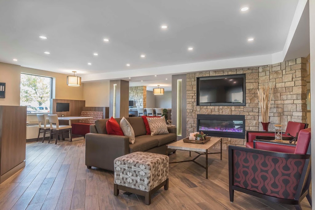 Comfort Inn | 605 Bloor St W, Oshawa, ON L1J 5Y6, Canada | Phone: (905) 434-5000