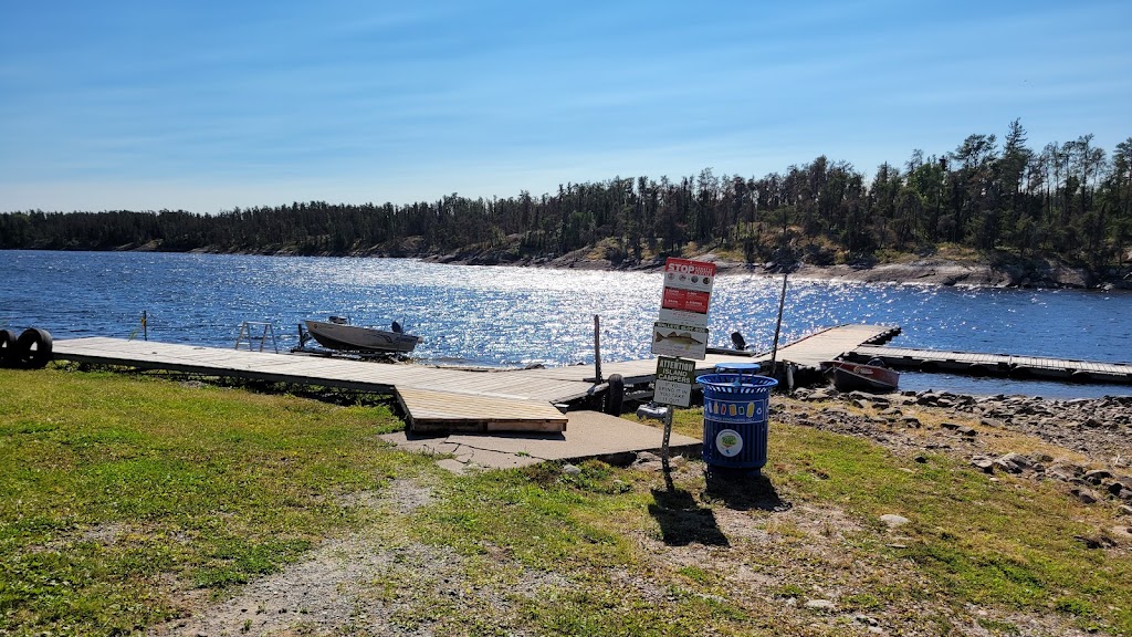 Q Lake Lodge on Quesnel Lake at Caribou Landing | Box 1056, Ste Anne, MB R5H 1C1, Canada | Phone: (204) 330-1758