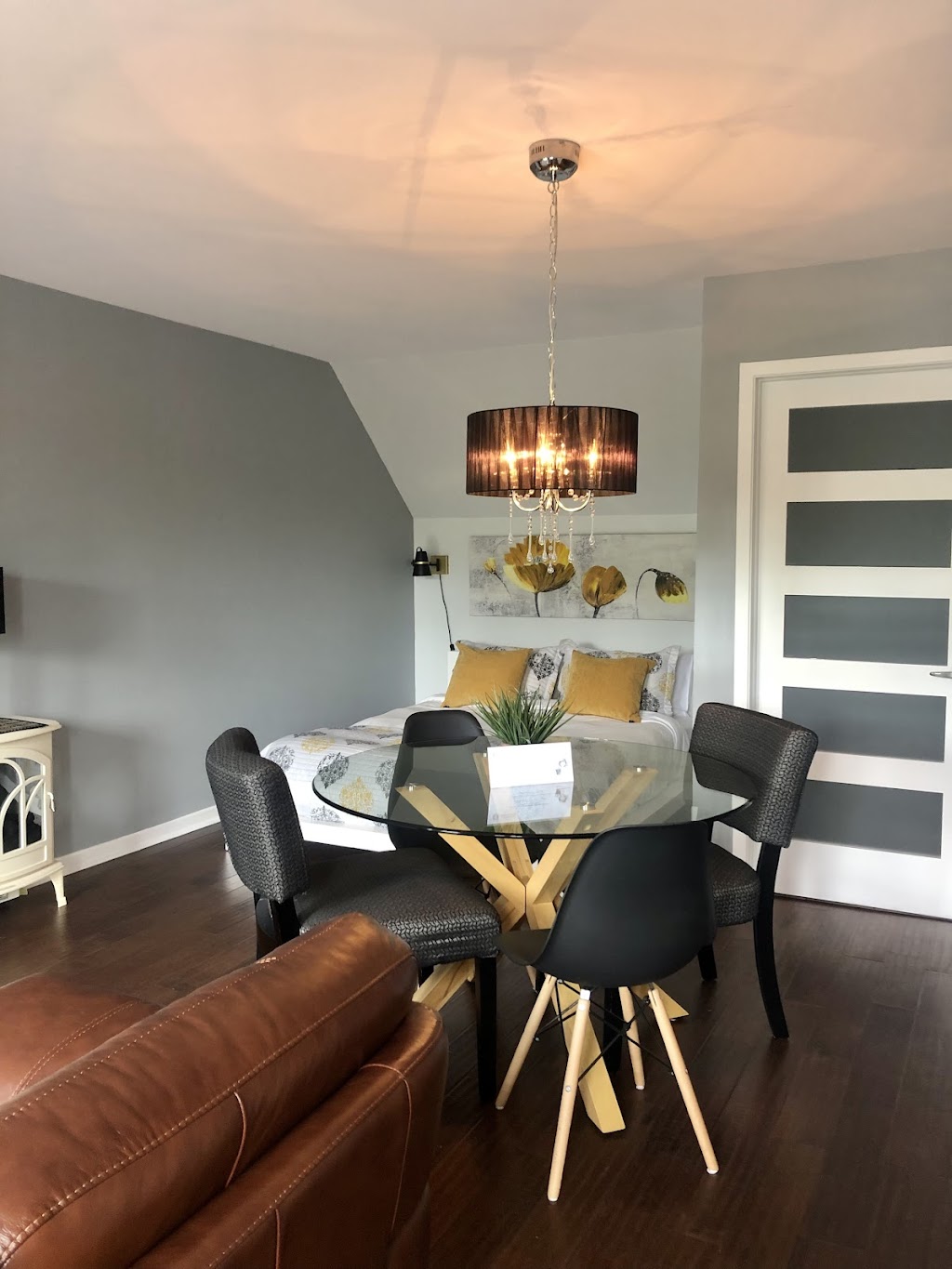 La Zenitude | 2240 Chem. du Parc, Orford, QC J1X 7A2, Canada | Phone: (514) 833-6242