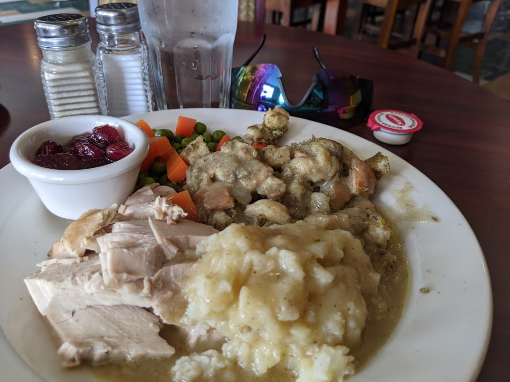 Smoky Lake Inn | 4 Wheatland Ave, Smoky Lake, AB T0A 3C0, Canada | Phone: (780) 656-3615
