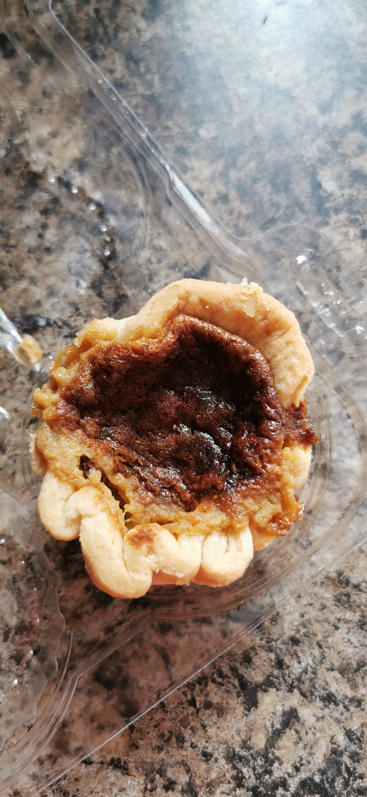 Chez Jean-Marc Bakery | 48 Front St, Sturgeon Falls, ON P2B 2G7, Canada | Phone: (705) 753-2792