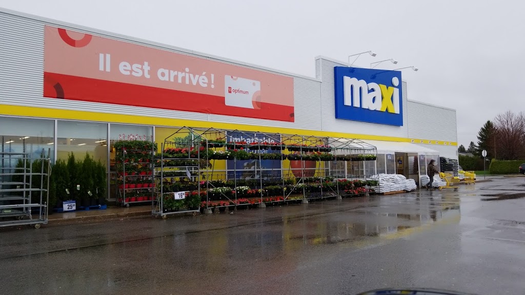 Maxi | 550 Boulevard Saint Laurent E, Louiseville, QC J5V 2R5, Canada | Phone: (819) 228-2715