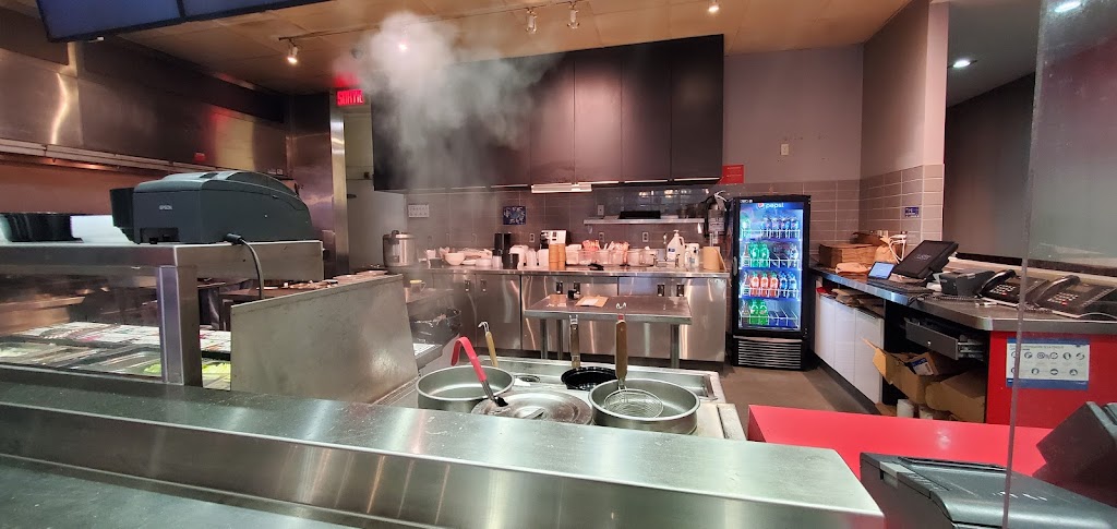 WooThai | 1 Rue Dufferin, Salaberry-de-Valleyfield, QC J6S 1Y3, Canada | Phone: (450) 747-1895