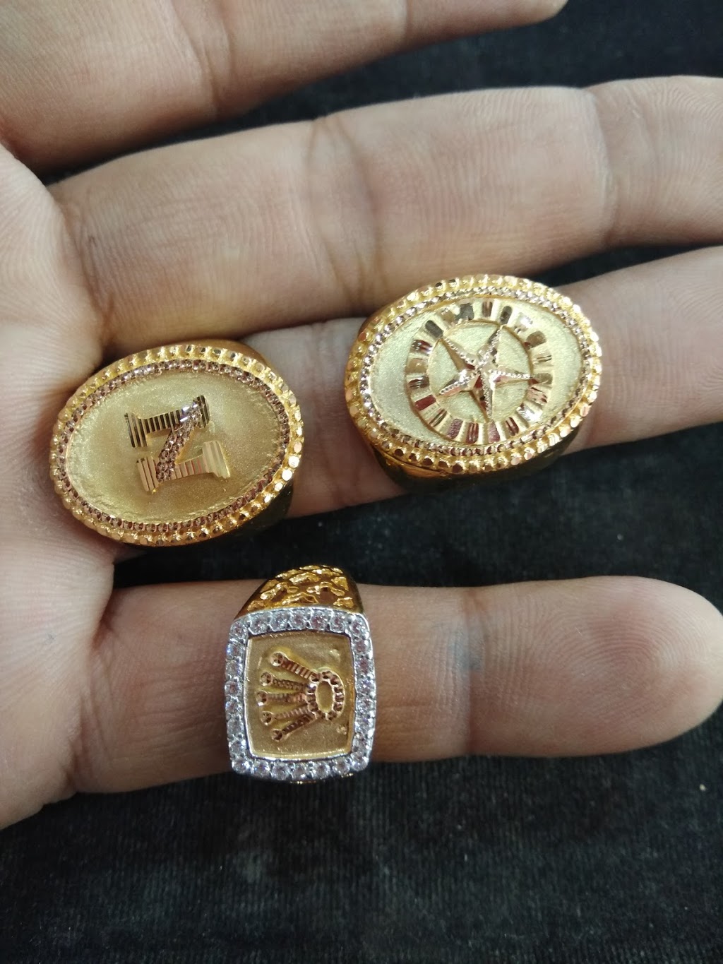 Kavar Jewellers | 221 Glendale Ave, St. Catharines, ON L2T 2K9, Canada | Phone: (905) 704-0632