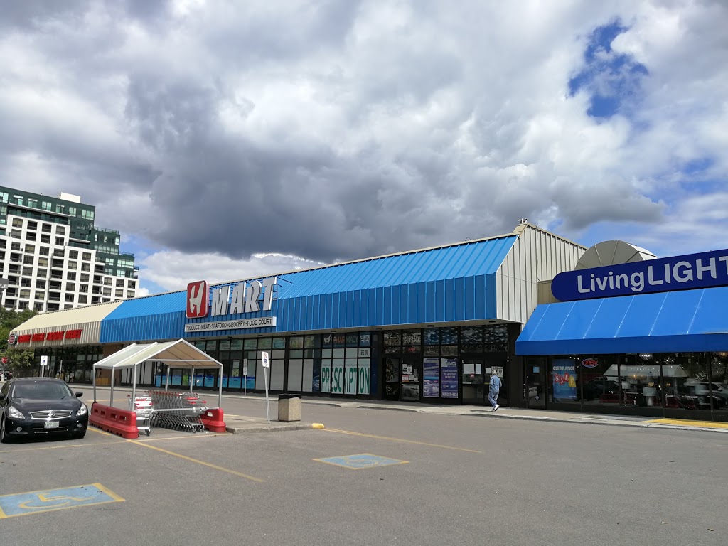 Richmond Centre | 9737 Yonge St, Richmond Hill, ON L4C 1V7, Canada | Phone: (905) 770-8290