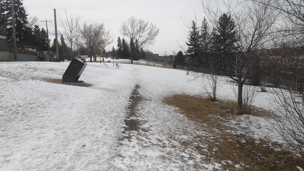 Fairview Off Leash Dog Area | 7532-7800 Flint Rd SE, Calgary, AB T2H 1G3, Canada | Phone: (403) 268-5861