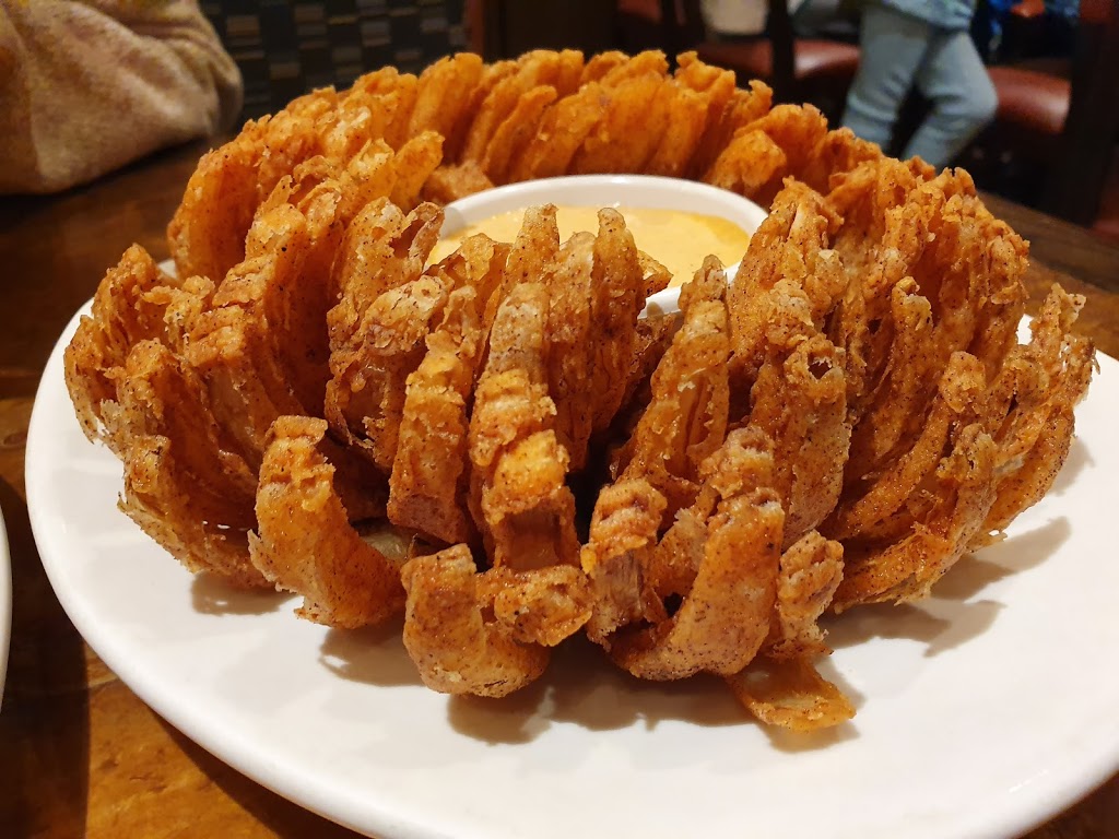 Outback Steakhouse Niagara Falls | 6733 Fallsview Blvd, Niagara Falls, ON L2G 7G1, Canada | Phone: (905) 357-6661