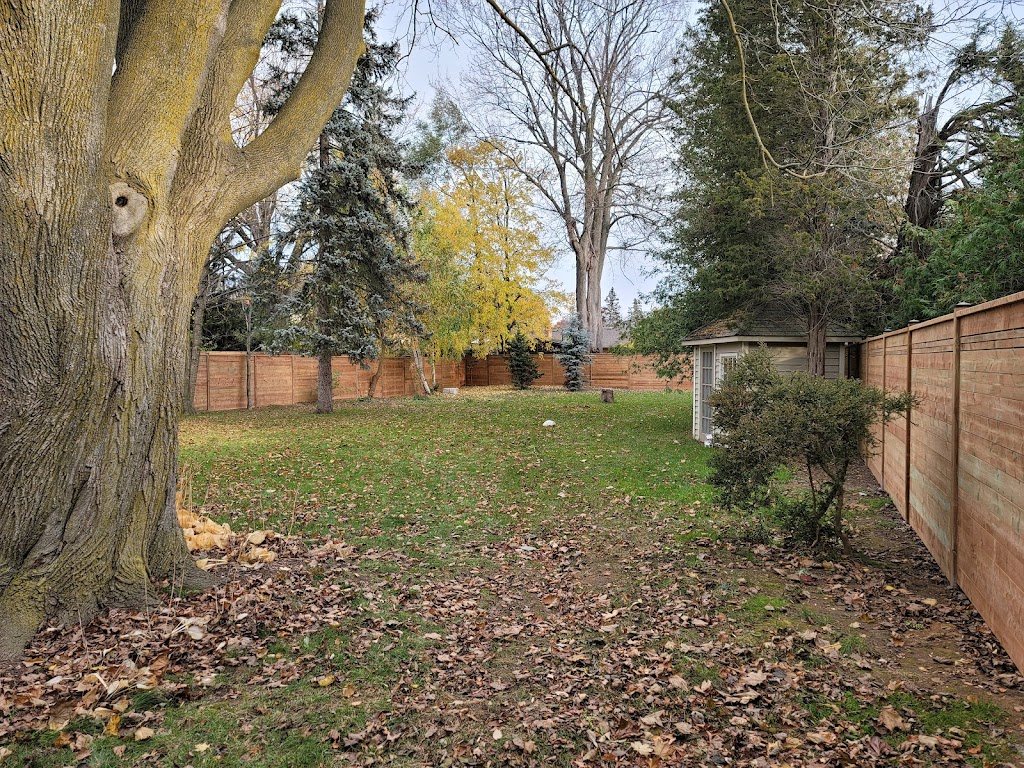 Flawless Fence | 50 Elm Dr E, Mississauga, ON L5A 3X2, Canada | Phone: (416) 419-1721