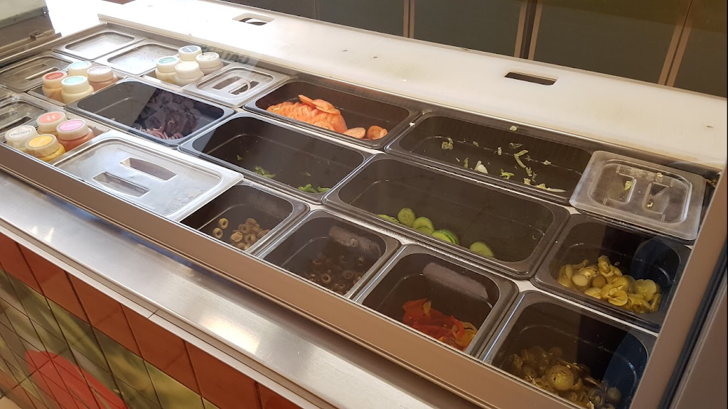 Subway | 10 Disera Dr, Thornhill, ON L4J 0A7, Canada | Phone: (905) 370-1927