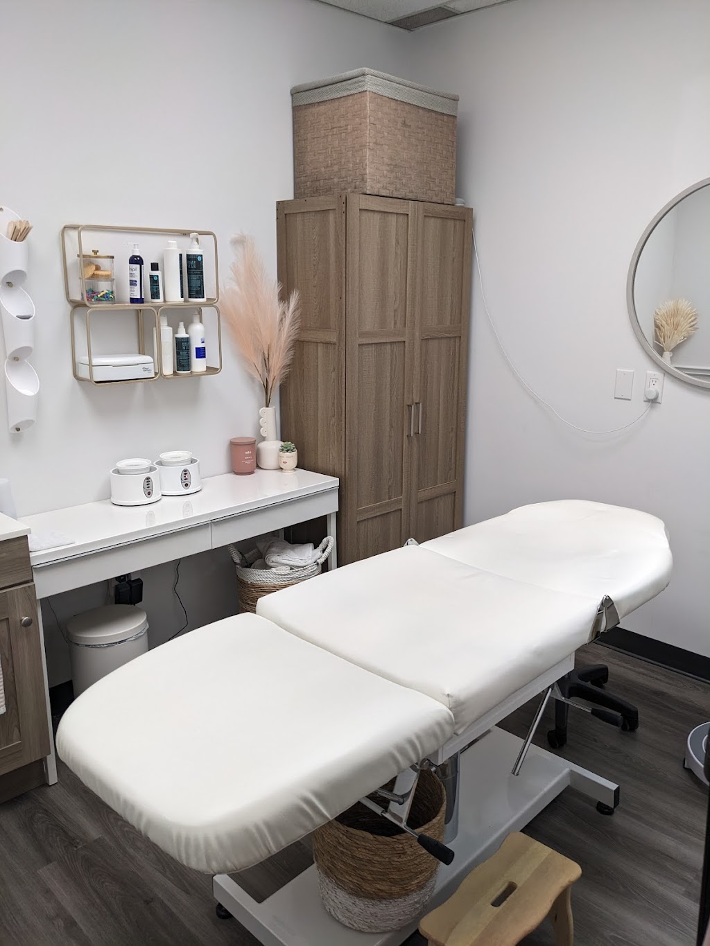 Soft Focus Studio Body Sugaring | 699 Wilkins St #43, London, ON N6C 5C8, Canada | Phone: (519) 317-3003