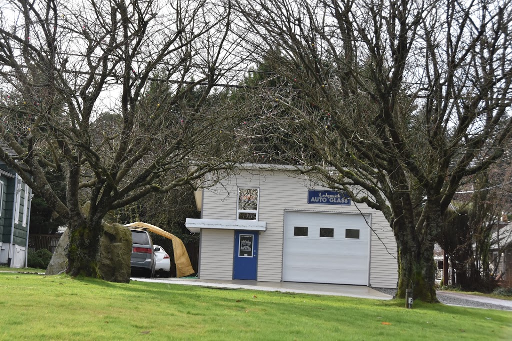 Ladysmith Auto Glass | 12 Warren St, Ladysmith, BC V9G 1A3, Canada | Phone: (250) 924-1100