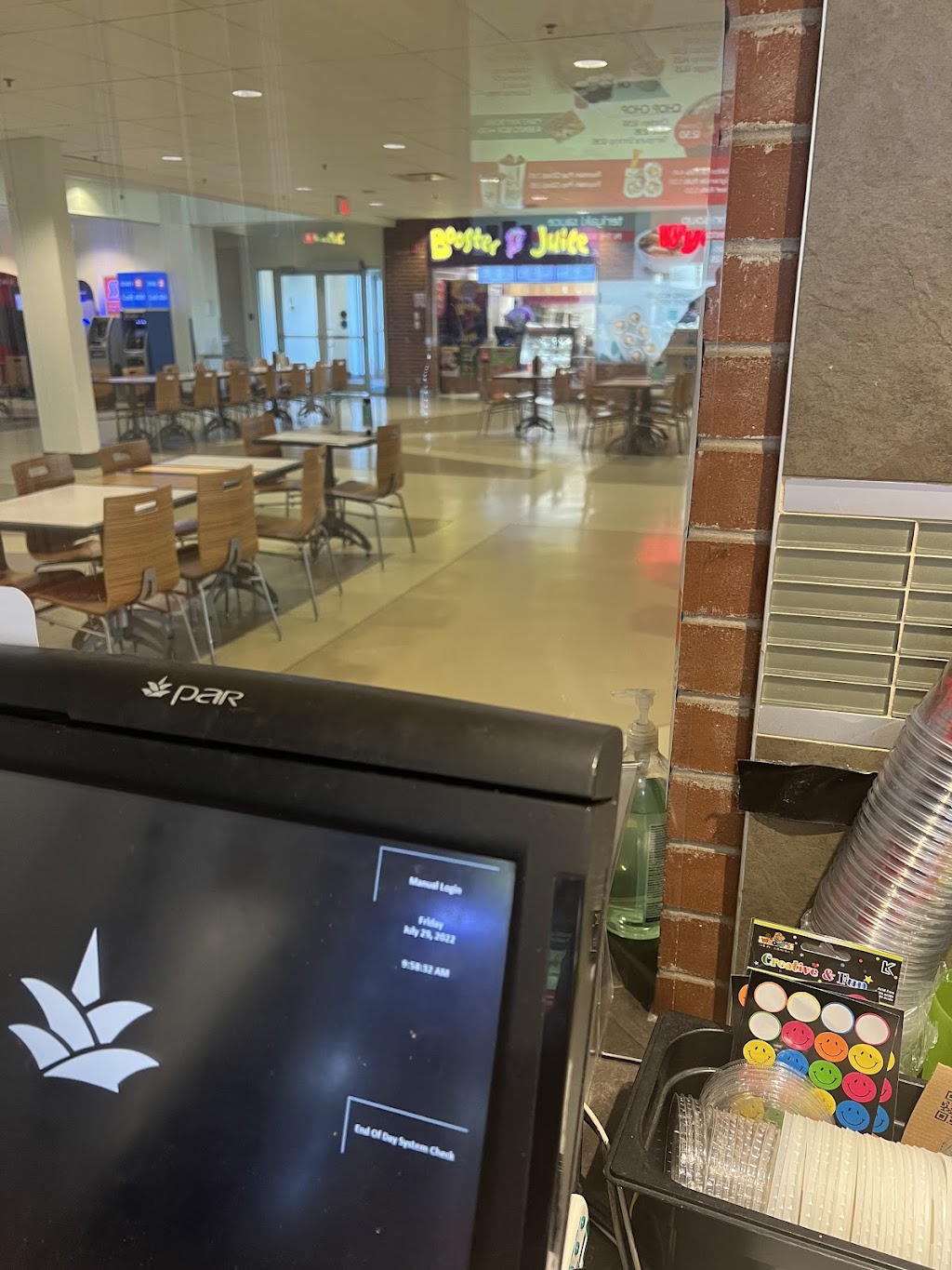 Booster Juice | 4825 Mt Royal Gate SW Room #Z124, Calgary, AB T3E 6K6, Canada | Phone: (403) 474-4990