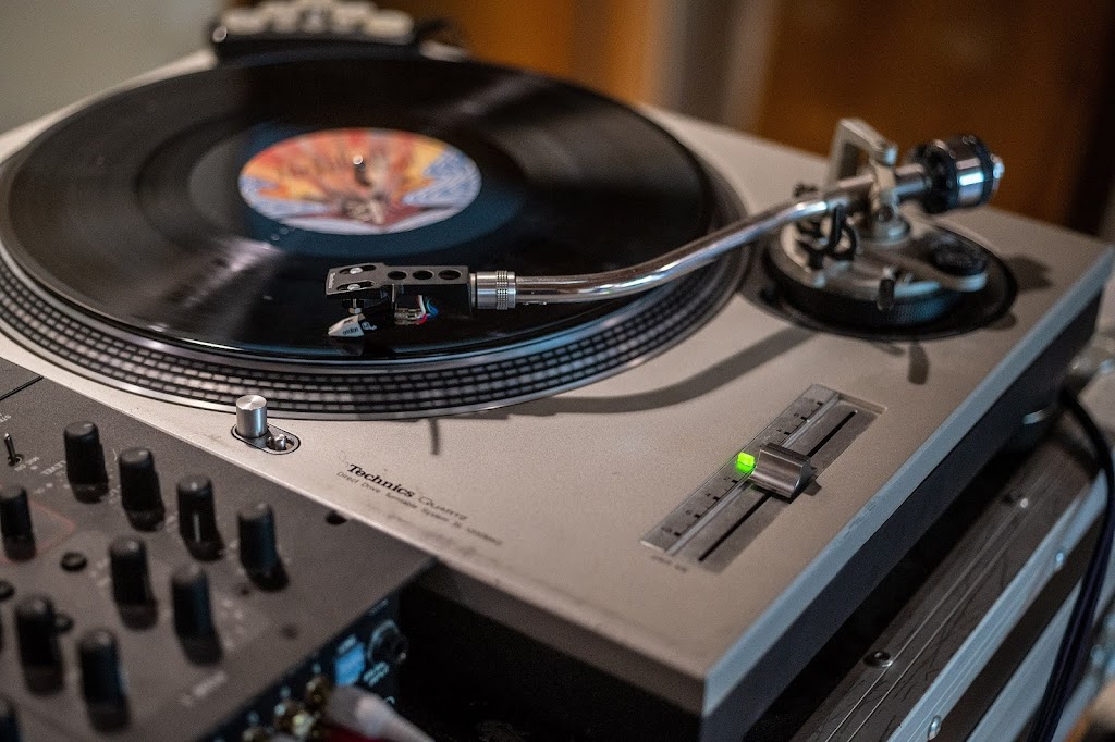 1200s.com | 36 Fincham Ave, Markham, ON L3P 4C8, Canada | Phone: (833) 751-2007