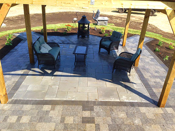 Four Seasons Landscaping PEC | 200 Scotts Mill Rd, Milford, ON K0K 2P0, Canada | Phone: (613) 476-5684