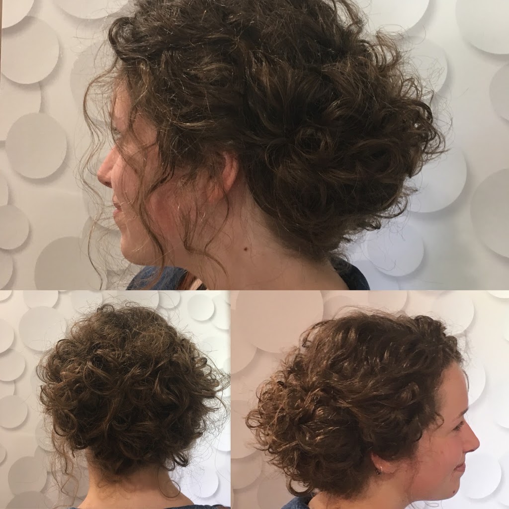 Skot Beaumont Master Stylist - Thornbury Hair Salon | 127 Alfred St W #70, Thornbury, ON N0H 2P0, Canada | Phone: (705) 606-0488