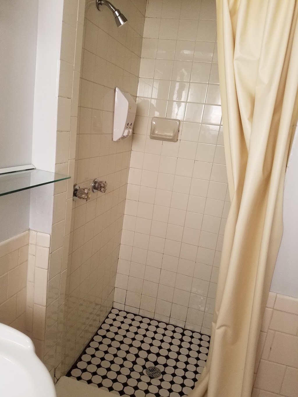 Sands Motel - Niagara Falls | 9393 Niagara Falls Blvd, Niagara Falls, NY 14306, USA | Phone: (716) 299-0240