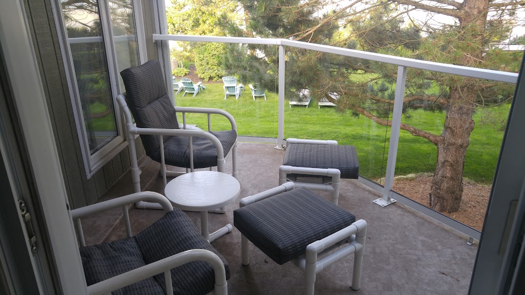Brentwood on the Beach | 33937 Moore Ct, Zurich, ON N0M 2T0, Canada | Phone: (519) 236-7137