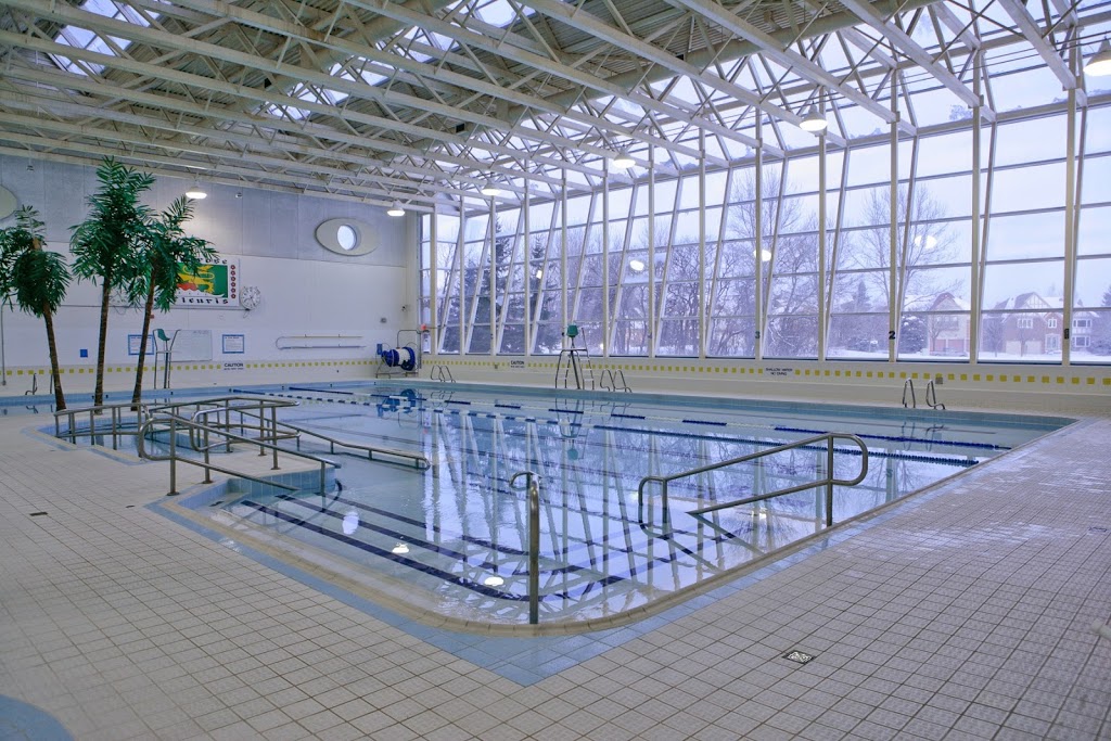 Bayview Hill Community Centre & Pool | 114 Spadina Rd, Richmond Hill, ON L4B 2Y9, Canada | Phone: (905) 508-5995