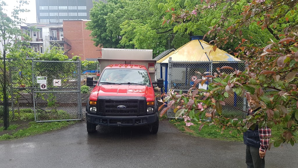 Parc Sainte-Marie | Rue la Fontaine, Montréal, QC H2K 4P9, Canada | Phone: (450) 923-6311