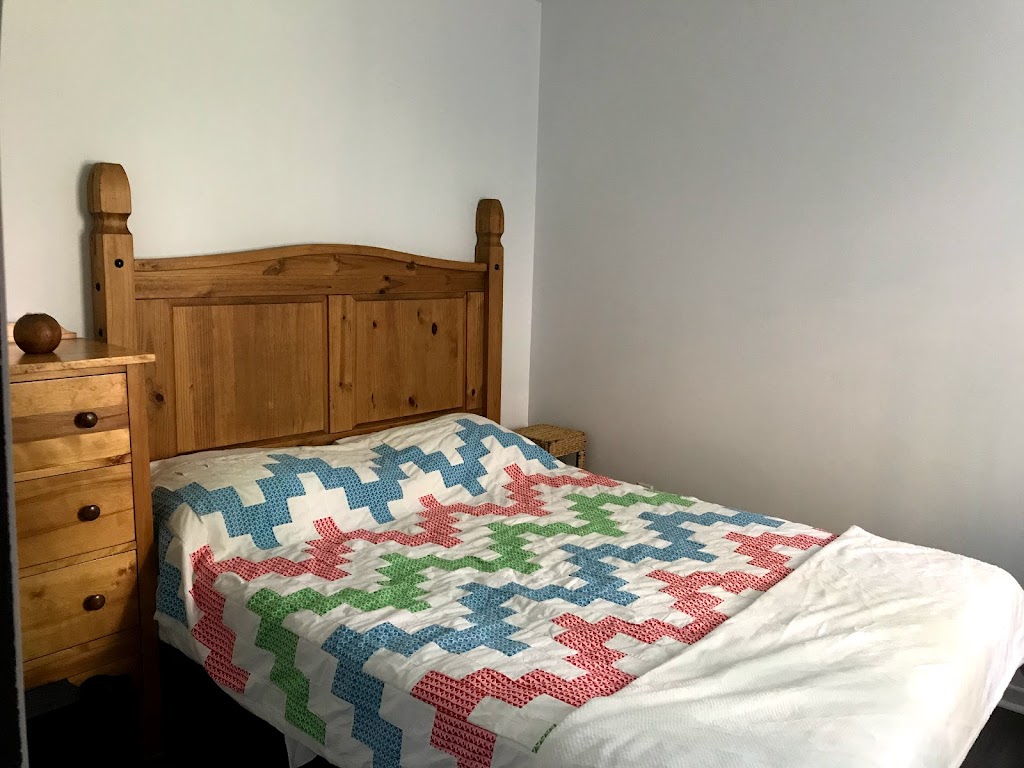 Chalet chez Lyne | 865 Rue de la Montagne, Saint-Calixte, QC J0K 1Z0, Canada | Phone: (514) 941-7230