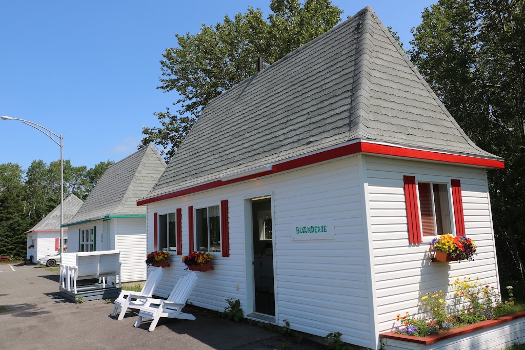 Camping Municipal De Trois Pistoles | 100 Rue du Chanoine-Côté, Trois-Pistoles, QC G0L 4K0, Canada | Phone: (418) 851-4515