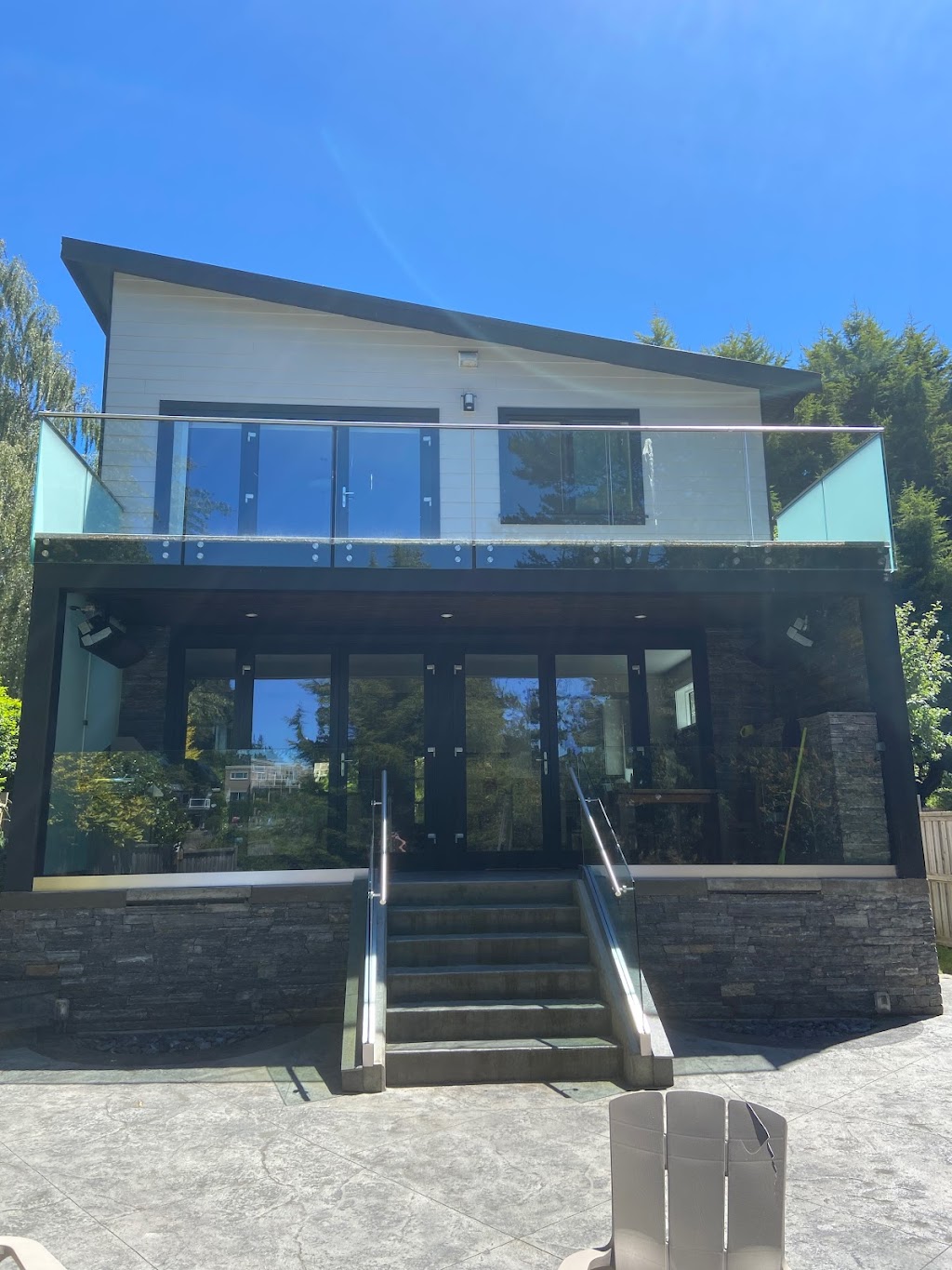 Harrisons Window Washing | 3245 Puffin Pl, Victoria, BC V9C 0G7, Canada | Phone: (778) 676-6274