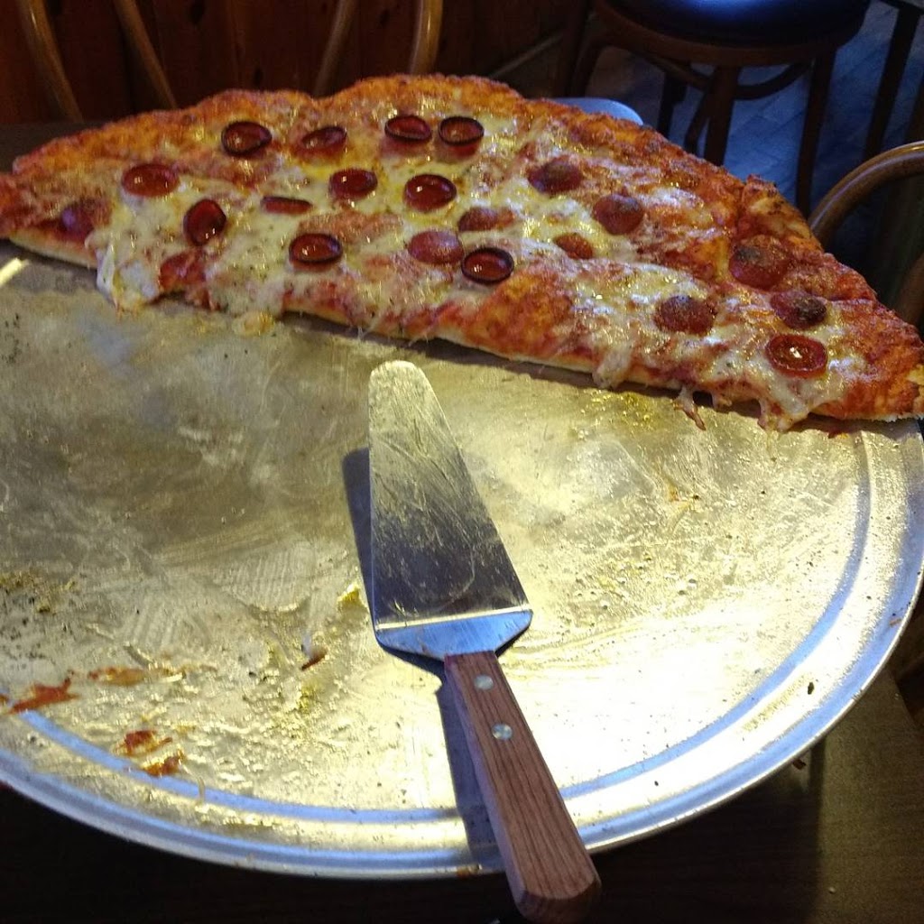 Doinos Pizzeria Bar & Grille | 2709 Harlem Rd, Cheektowaga, NY 14225, USA | Phone: (716) 893-9229