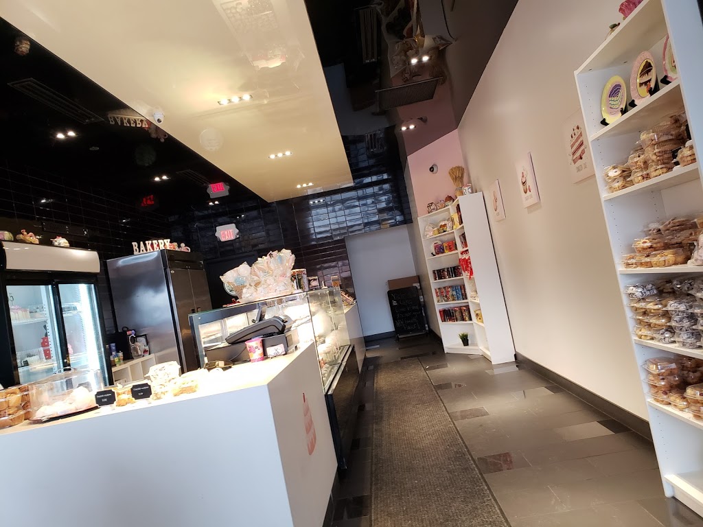 Victoria K Cakes | 24-1450 Clark Ave W, Thornhill, ON L4J 7K2, Canada | Phone: (416) 907-9257