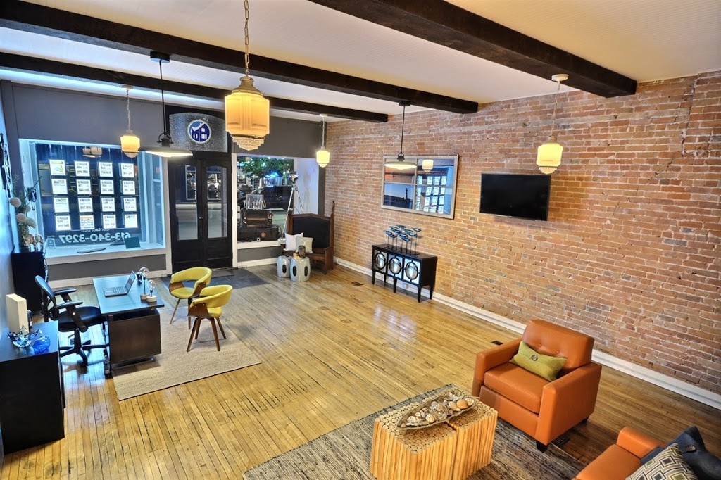 PropertyGuys.com | 126 King St W, Prescott, ON K0E 1T0, Canada | Phone: (613) 925-1100